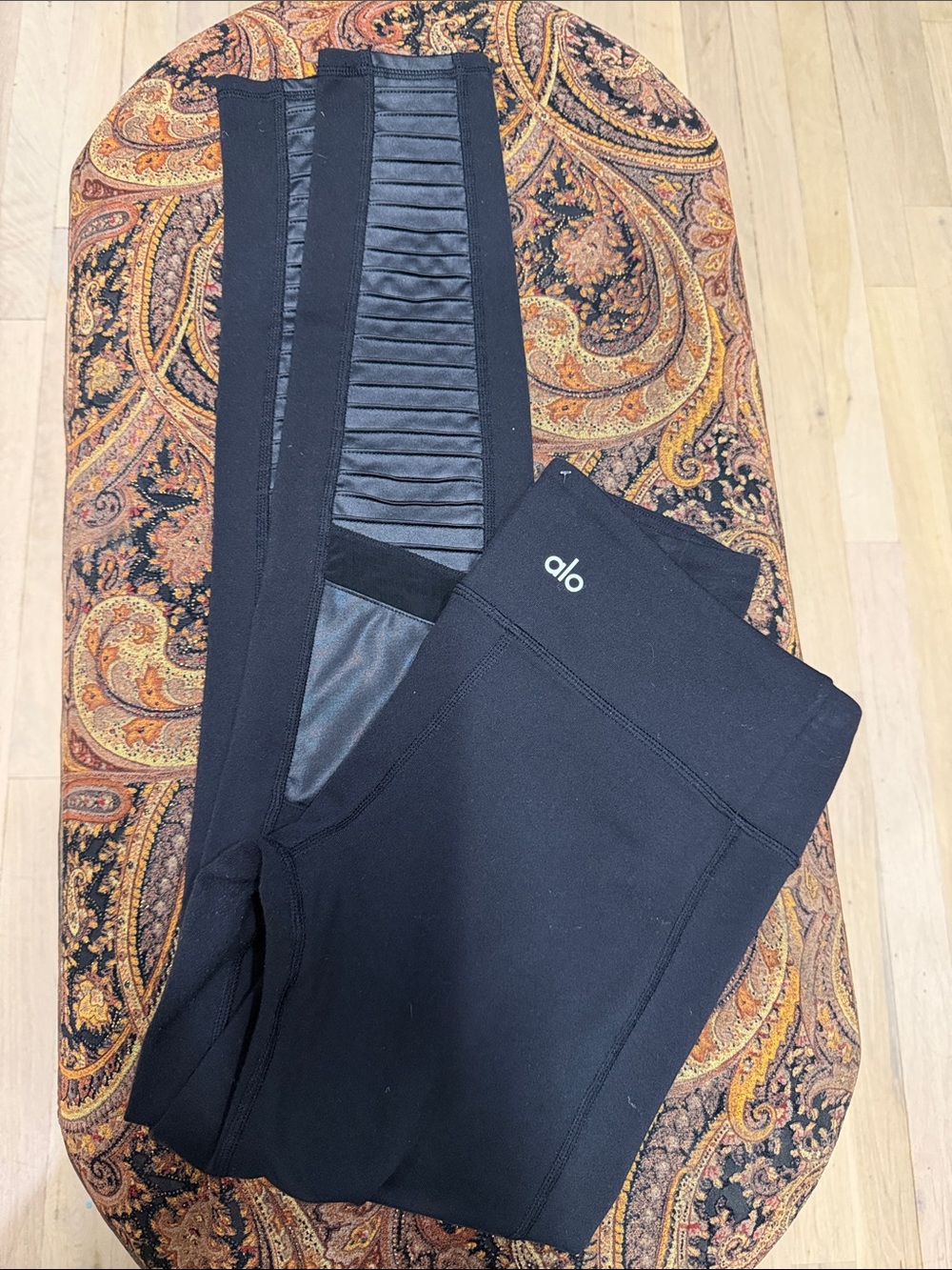 ALO Yoga Black Leggings with Ribbed Mesh Panels